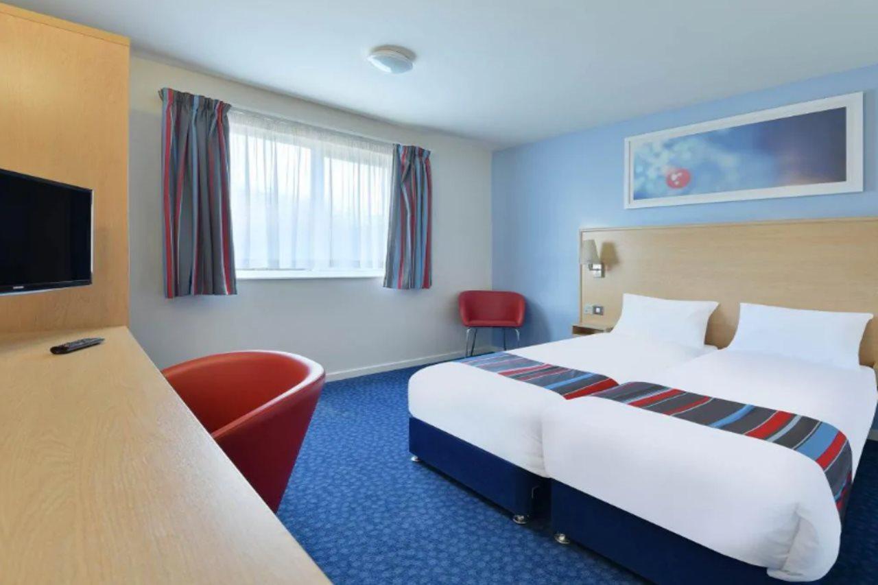 Travelodge Manchester Birch M62 Eastbound Heywood Esterno foto