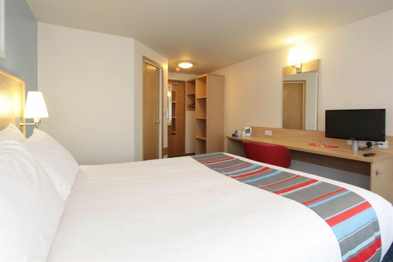 Travelodge Manchester Birch M62 Eastbound Heywood Esterno foto