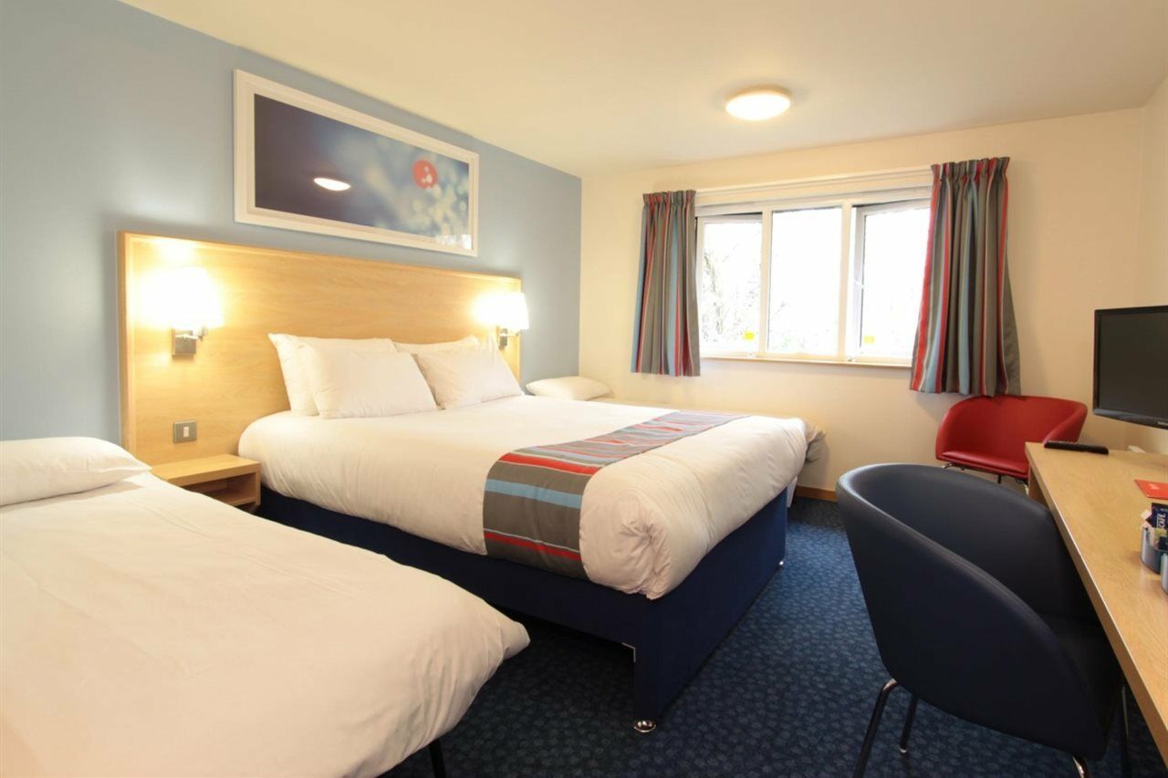 Travelodge Manchester Birch M62 Eastbound Heywood Esterno foto